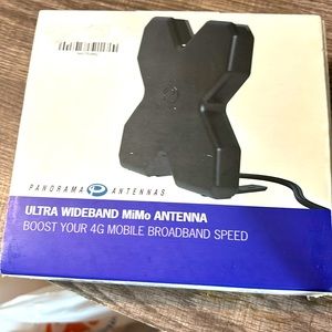 Ultra WIDEBAND MiMo Antenna